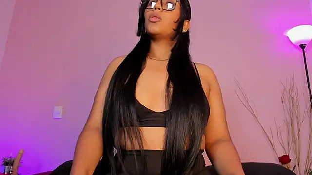 Snapshot of aleya_bliss chatting on 6, 2, 2025 aleya bliss online show from 6, 2, 2025