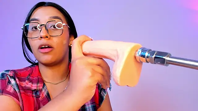 Snapshot of aleya_bliss chatting on 19, 2, 2025 aleya bliss online show from 19, 2, 2025