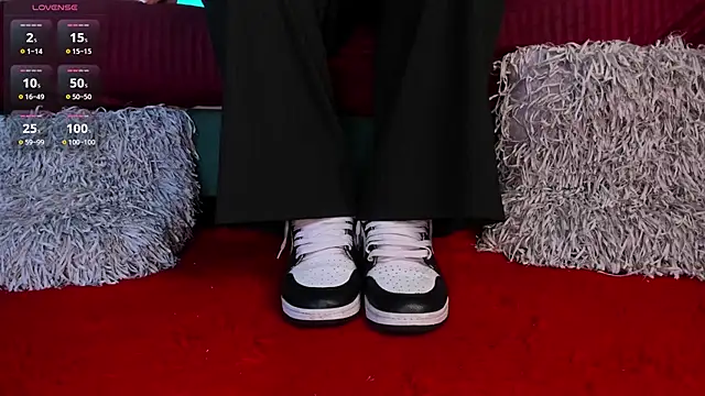 Snapshot of aleya_bliss chatting on 7, 10, 2025 aleya bliss online show from 7, 10, 2025