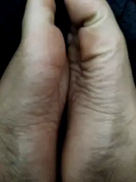 Snapshot of aleya_bliss chatting on 1, 11, 2025 aleya bliss online show from 1, 11, 2025