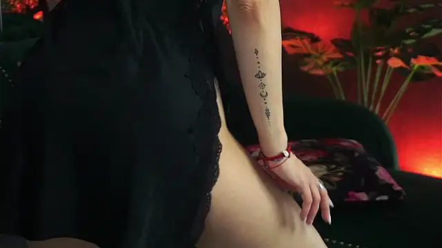 Midnight Seduction online show from 23, 3, 2025