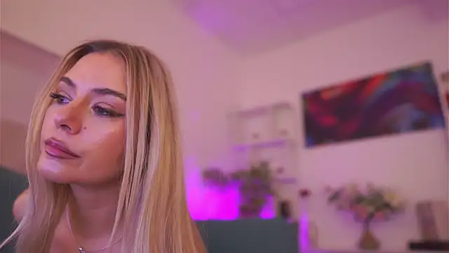 Snapshot of Midnight_Seduction chatting on 8, 3, 2026 Midnight Seduction online show from 8, 3, 2026