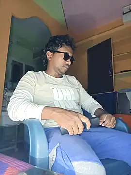 bigcock thick online show from 18, 2, 2026