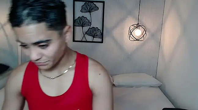 Liiamthompson online show from 13, 3, 2025