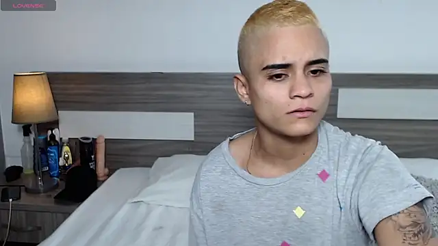 Liiamthompson online show from 10, 1, 2026