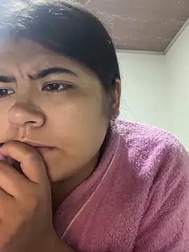 viccky vick online show from 8, 3, 2025