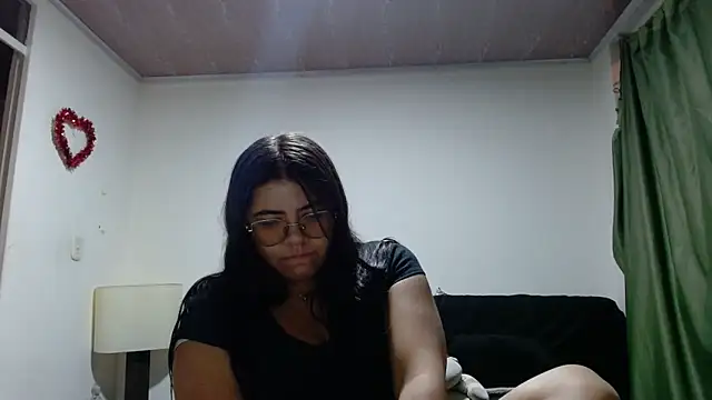 viccky vick online show from 19, 10, 2025