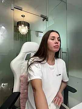 Anya-Ray online show from 5, 6, 2026