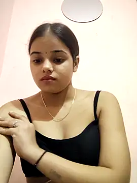 Snapshot of RAYI_123 chatting on 25, 10, 2025 RAYI 123 online show from 25, 10, 2025