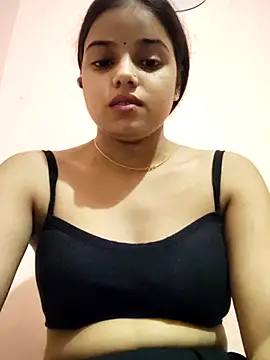 Snapshot of RAYI_123 chatting on 26, 10, 2025 RAYI 123 online show from 26, 10, 2025