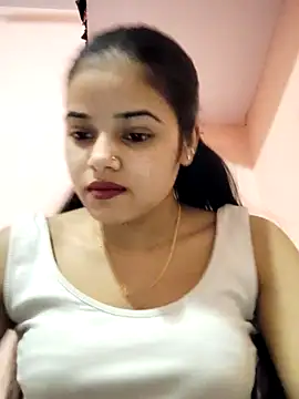 Snapshot of RAYI_123 chatting on 15, 12, 2025 RAYI 123 online show from 15, 12, 2025