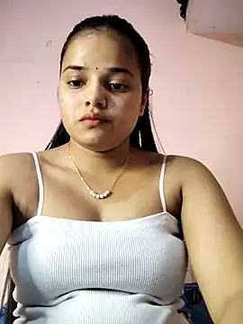 Snapshot of RAYI_123 chatting on 3, 5, 2026 RAYI 123 online show from 3, 5, 2026