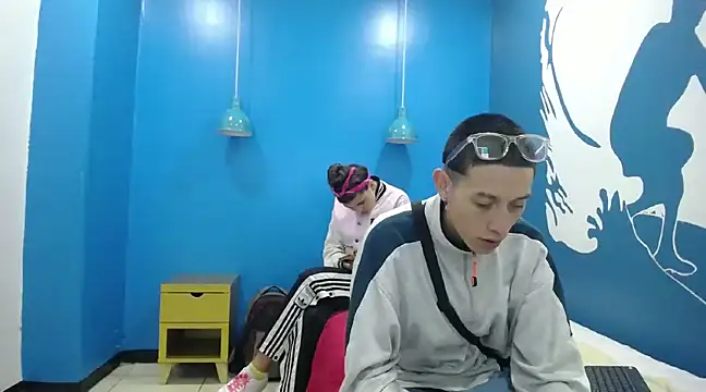 Snapshot of SimonAndJocelyn chatting on 9, 2, 2025 SimonAndJocelyn online show from 9, 2, 2025