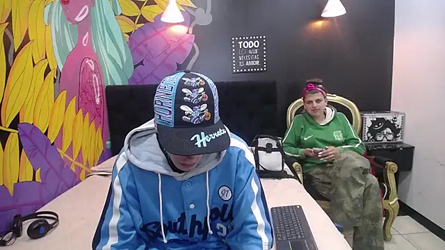 SimonAndJocelyn online show from 20, 2, 2025