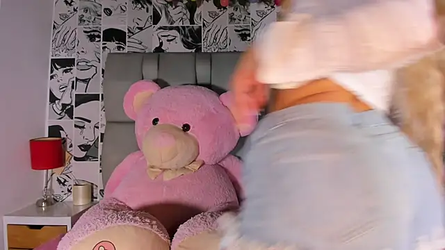 Snapshot of LucyRosse chatting on 30, 3, 2026 LucyRosse online show from 30, 3, 2026