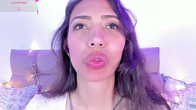 Miss veronicaa2 online show from 17, 2, 2025