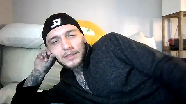 cruz815 online show from 28, 3, 2026