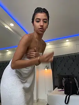 Snapshot of eva_roseee chatting on 8, 6, 2026 eva roseee online show from 8, 6, 2026