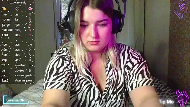 Snapshot of Jenny_Smit chatting on 30, 10, 2025 Jenny Smit online show from 30, 10, 2025