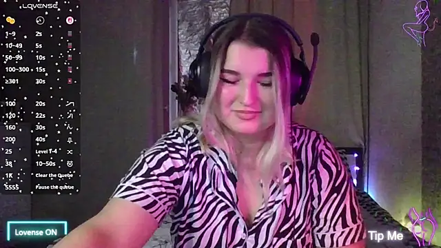 Snapshot of Jenny_Smit chatting on 3, 11, 2025 Jenny Smit online show from 3, 11, 2025