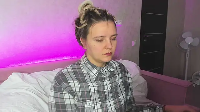 Snapshot of Jenny_Jimmy chatting on 2, 11, 2025 Jenny Jimmy online show from 2, 11, 2025