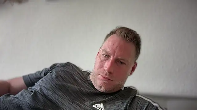 Christian87xxx online show from 18, 6, 2026
