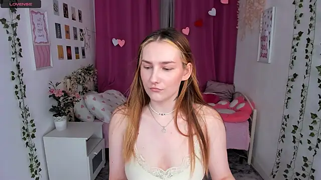 MaryWaddell online show from 19, 7, 2026