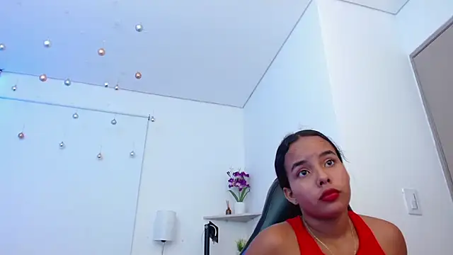 Snapshot of Roxy_Stonee chatting on 18, 3, 2025 Roxy Stonee online show from 18, 3, 2025