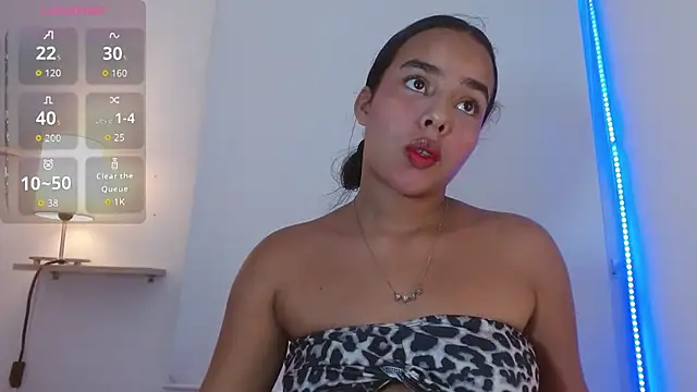 Snapshot of Roxy_Stonee chatting on 18, 9, 2025 Roxy Stonee online show from 18, 9, 2025