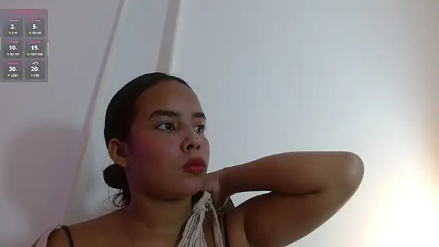 Snapshot of Roxy_Stonee chatting on 23, 9, 2025 Roxy Stonee online show from 23, 9, 2025