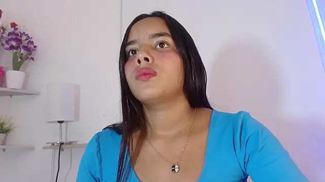 Snapshot of Roxy_Stonee chatting on 7, 11, 2025 Roxy Stonee online show from 7, 11, 2025