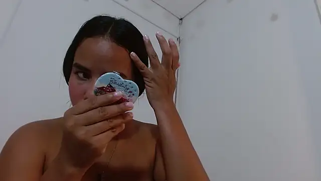 Snapshot of Roxy_Stonee chatting on 13, 11, 2025 Roxy Stonee online show from 13, 11, 2025