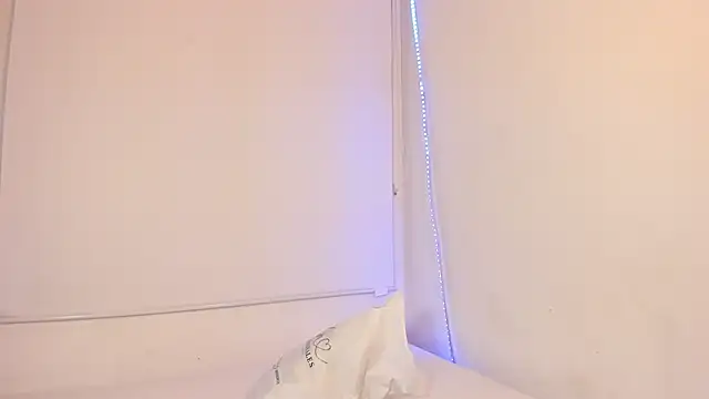 Snapshot of Roxy_Stonee chatting on 13, 12, 2025 Roxy Stonee online show from 13, 12, 2025