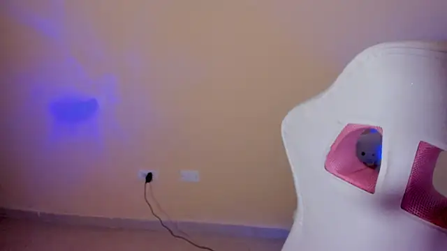 chloe rockss  online show from 26, 6, 2026