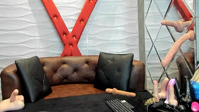 Snapshot of Mara_Gonzalez chatting on 14, 6, 2026 Mara Gonzalez online show from 14, 6, 2026