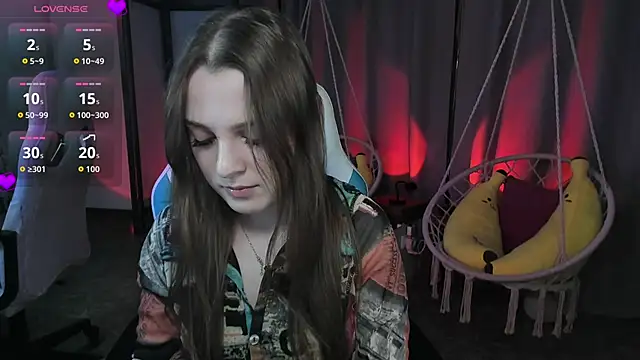 Snapshot of kaisajenner chatting on 3, 4, 2026 kaisajenner online show from 3, 4, 2026