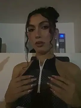 Snapshot of allicemackenzie chatting on 20, 9, 2025 allicemackenzie online show from 20, 9, 2025