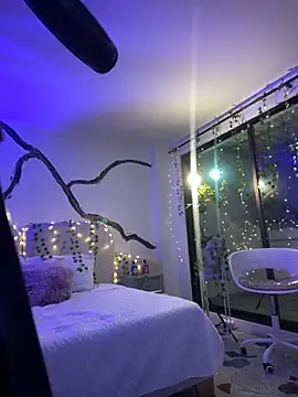 Snapshot of allicemackenzie chatting on 9, 10, 2025 allicemackenzie online show from 9, 10, 2025