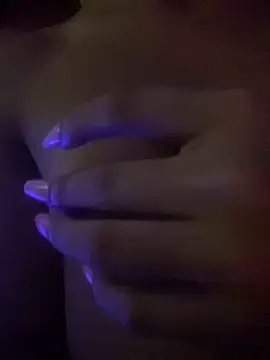 Snapshot of allicemackenzie chatting on 17, 10, 2025 allicemackenzie online show from 17, 10, 2025