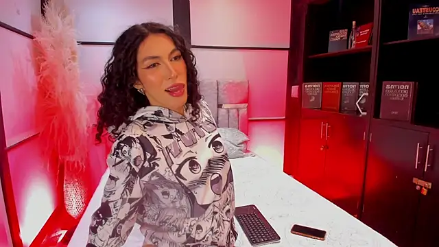 Snapshot of allicemackenzie chatting on 15, 12, 2025 allicemackenzie online show from 15, 12, 2025