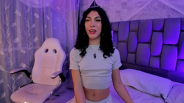 Snapshot of allicemackenzie chatting on 12, 1, 2026 allicemackenzie online show from 12, 1, 2026