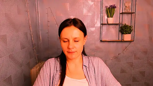 ValeriaHeart  online show from 4, 2, 2025