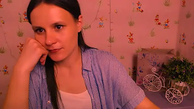 ValeriaHeart  online show from 6, 2, 2025