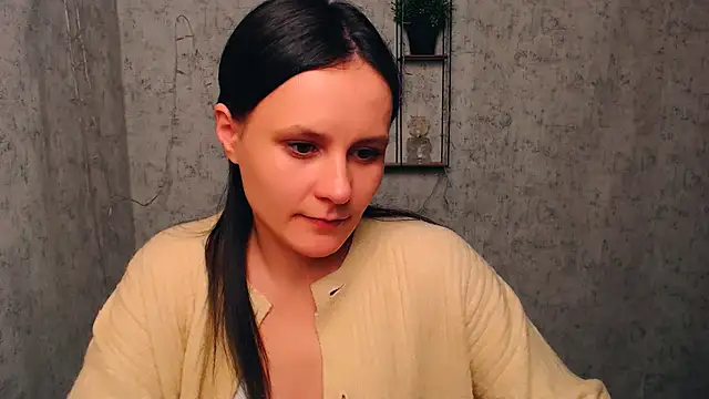 ValeriaHeart  online show from 11, 2, 2025