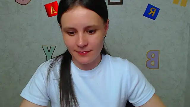 ValeriaHeart  online show from 17, 3, 2025