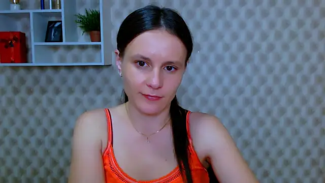 ValeriaHeart  online show from 3, 2, 2026