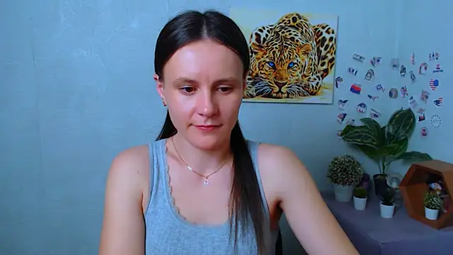 ValeriaHeart  online show from 4, 2, 2026