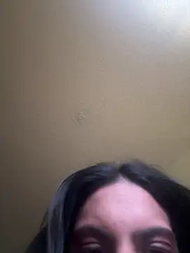 Snapshot of Liyah_19 chatting on 7, 2, 2026 Liyah 19 online show from 7, 2, 2026