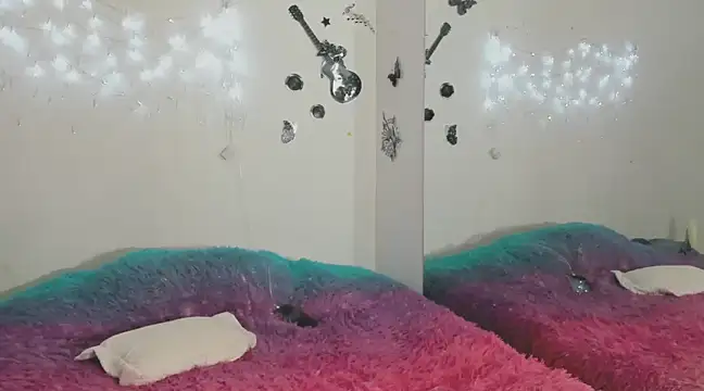 Sofiadelacruz online show from 16, 3, 2025