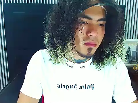 LihanJor 23 online show from 8, 10, 2025